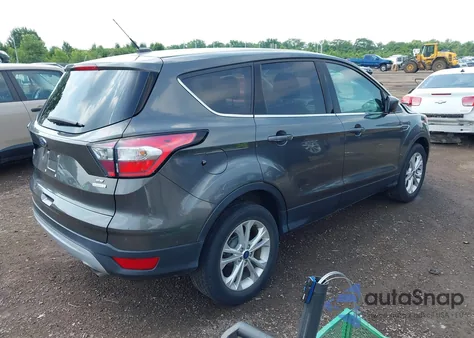 2017 Ford Escape Se z USA, uszkodzony, nr VIN 1FMCU0GD7HUC45713